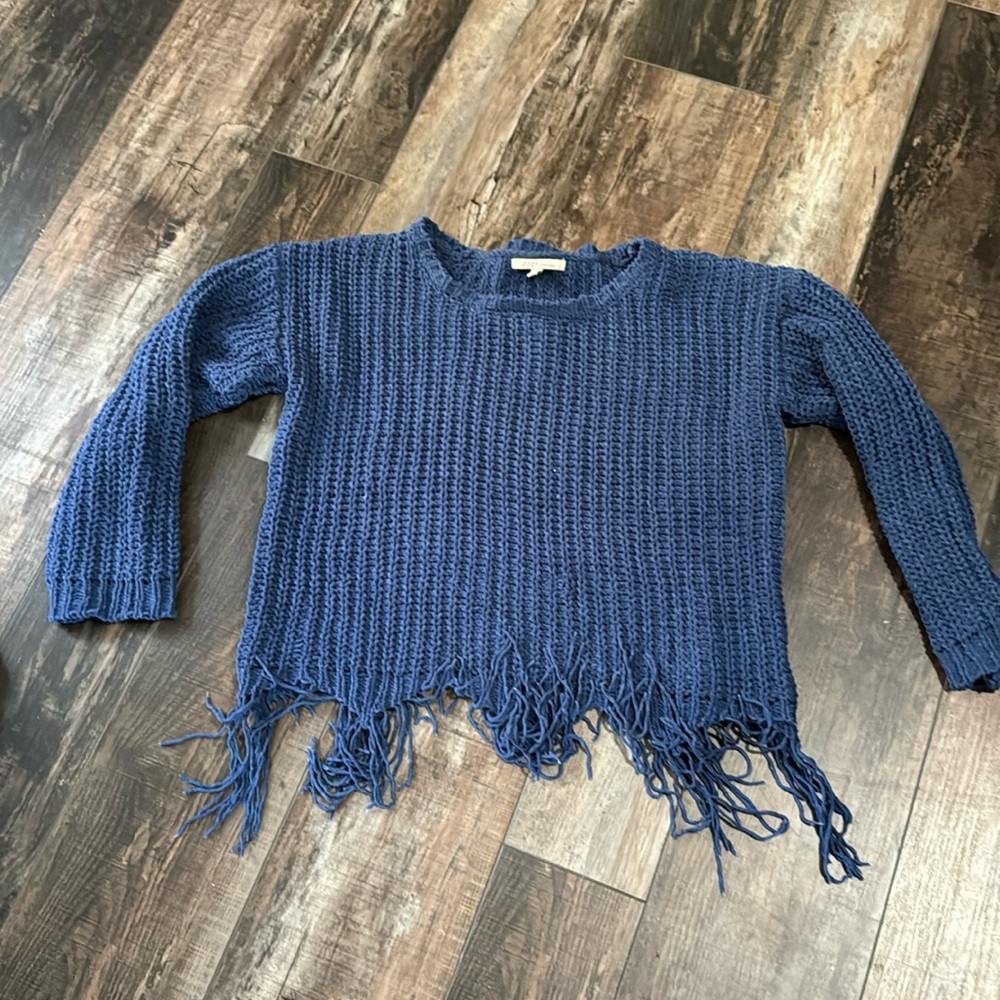 Cropped sweater